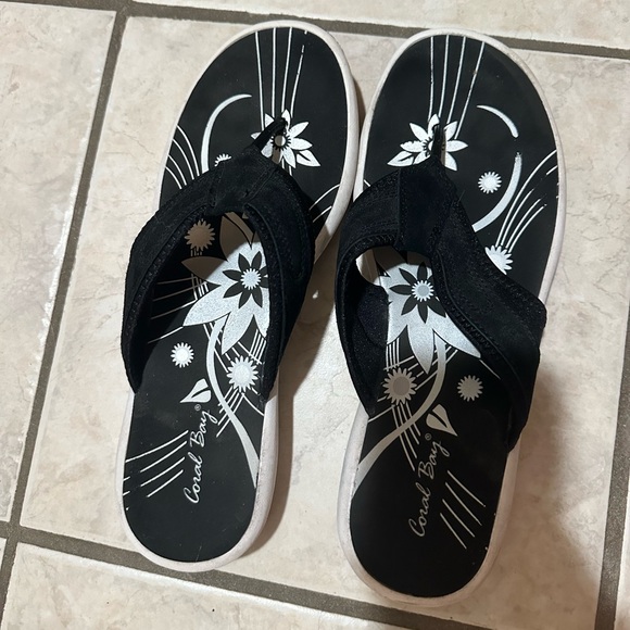 CORAL BAY | Women’s Bealls Gilley Foot Flops - Picture 2 of 5